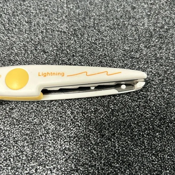 Fiskars Edging Craft Scissors Set - Picture 4 of 6